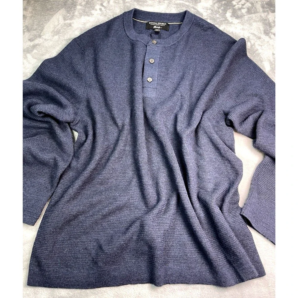 Banana Republic mens NWOT navy sweater button 100% Italian merino wool Baruffa